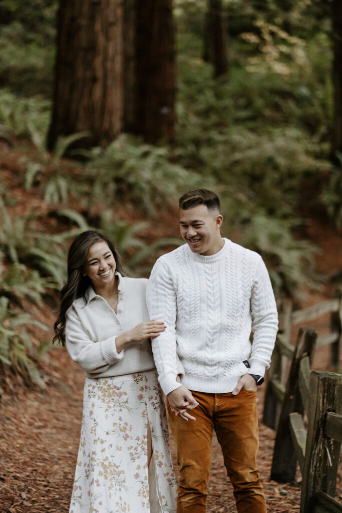 engagement photos outdoors in portland