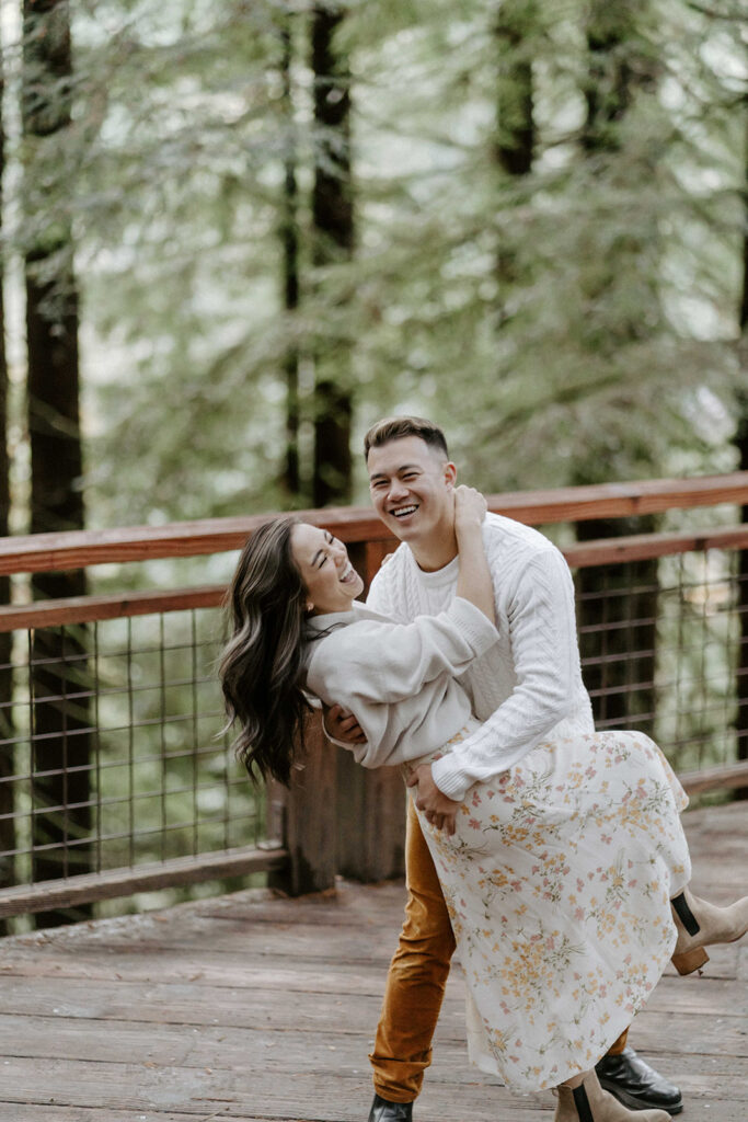 engagement photos outdoors in portland