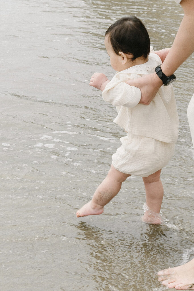 Family on the oregon coast for a family photoshoot
