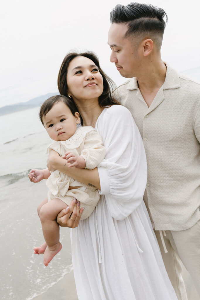 Family on the oregon coast for a family photoshoot
