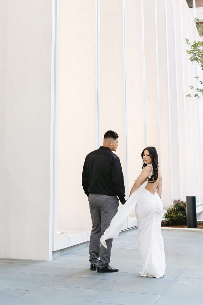 couple posing for engagement photos
