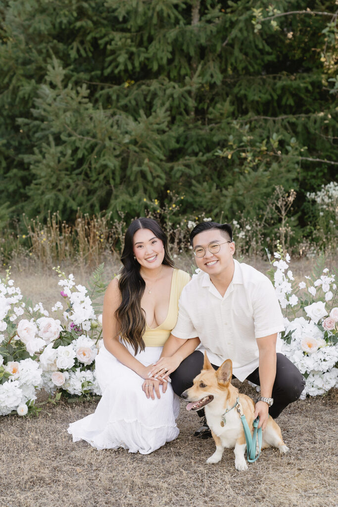 portland engagement photos in a field
