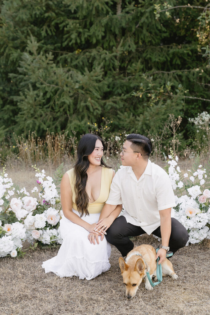 portland engagement photos in a field
