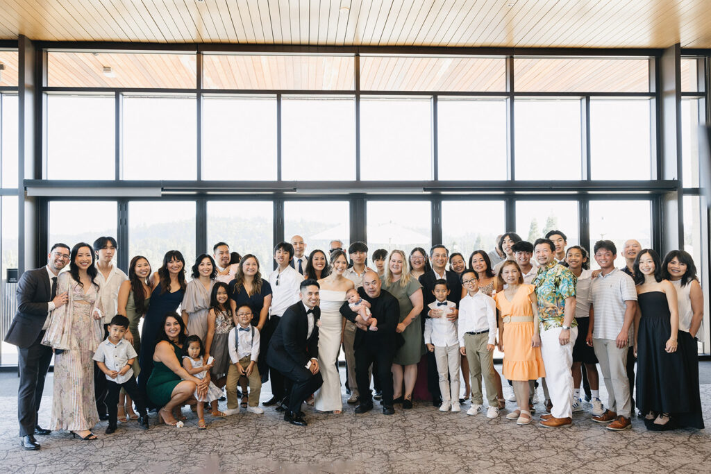 a wedding photoshoot in oregon
