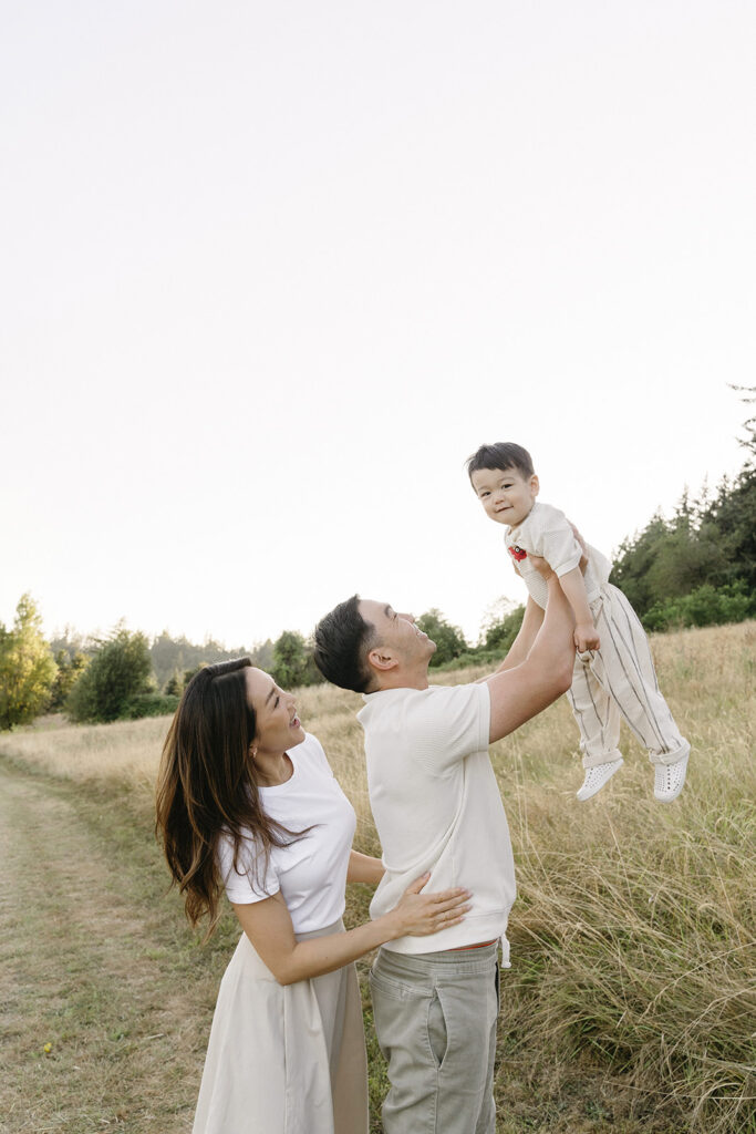 a family photoshoot in oregon
