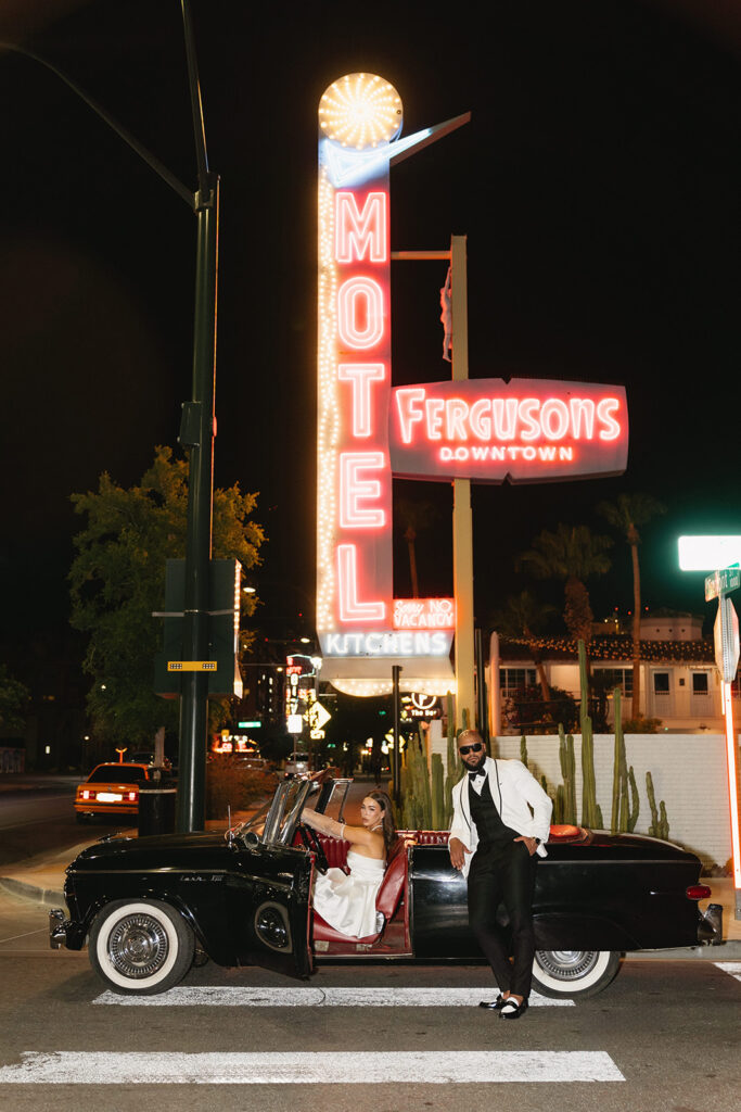 a las vegas micro wedding photoshoot
