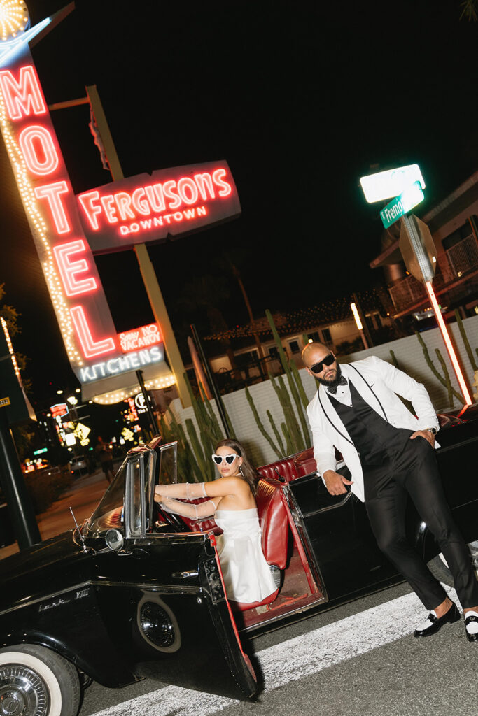 a las vegas micro wedding photoshoot
