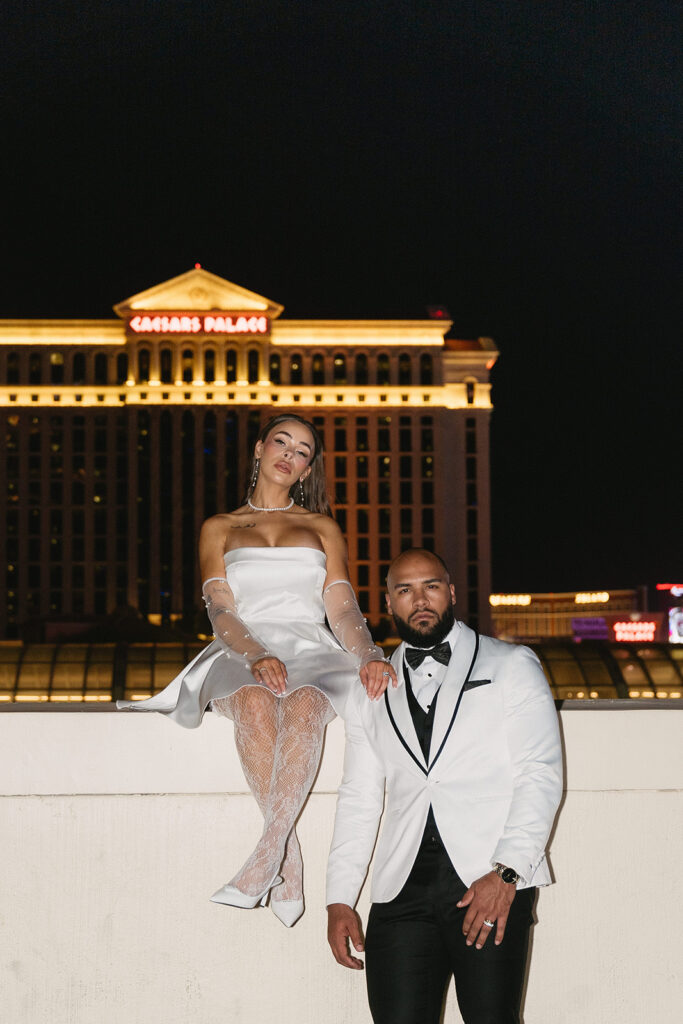 a las vegas micro wedding photoshoot
