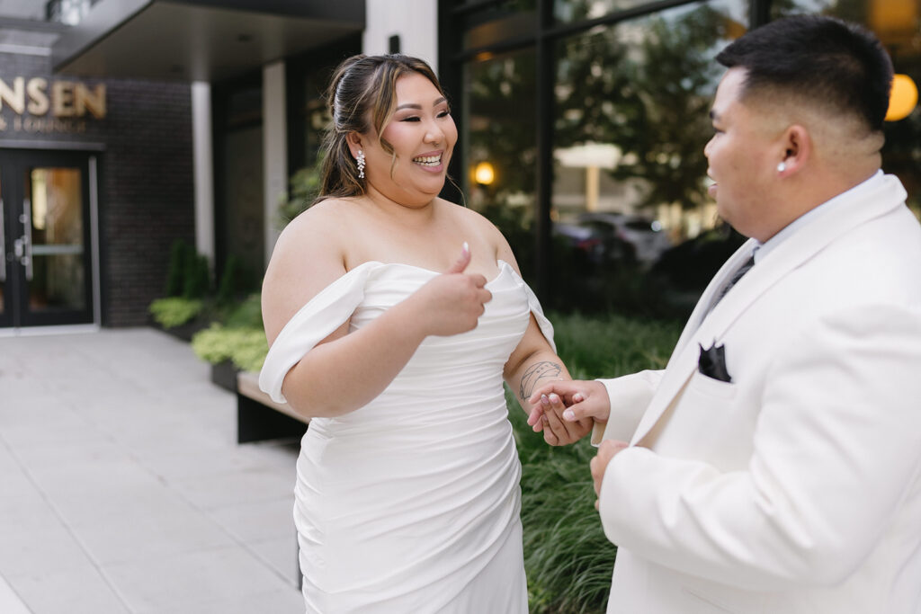 a micro elopement wedding in vancouver
