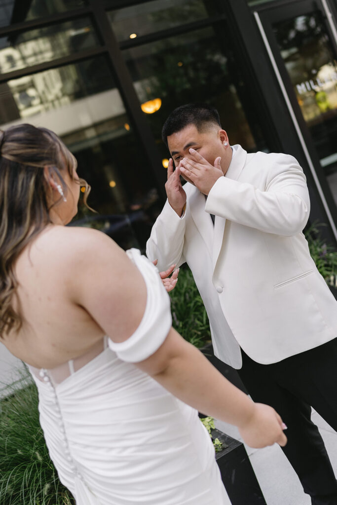 a micro elopement wedding in vancouver
