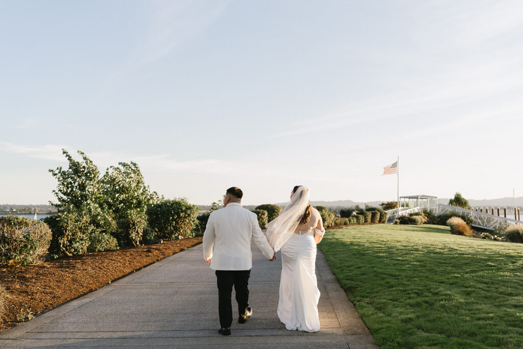 a romantic elopement photoshoot in WA
