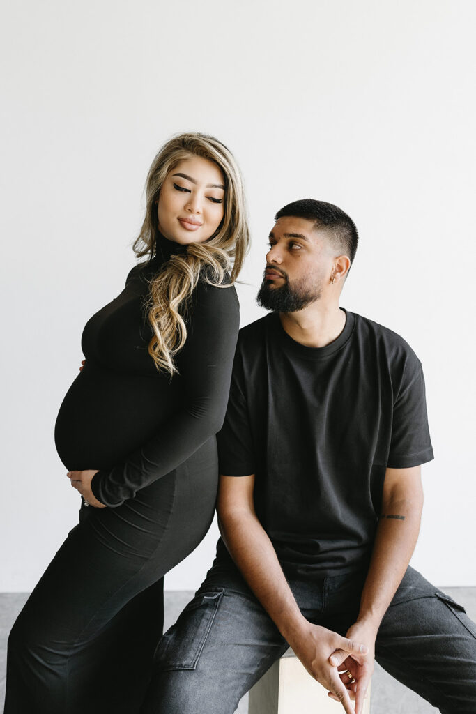 a maternity photoshoot in a studio
