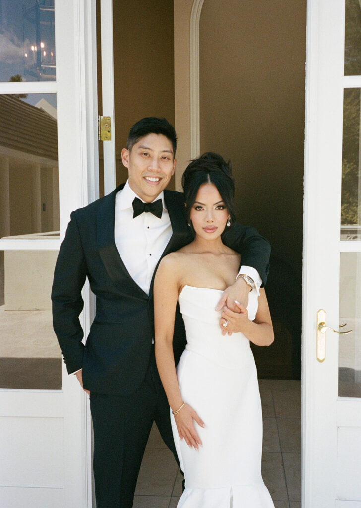 A luxurious and elegant wedding in Houston with timeless details and beautifully captured moments.
