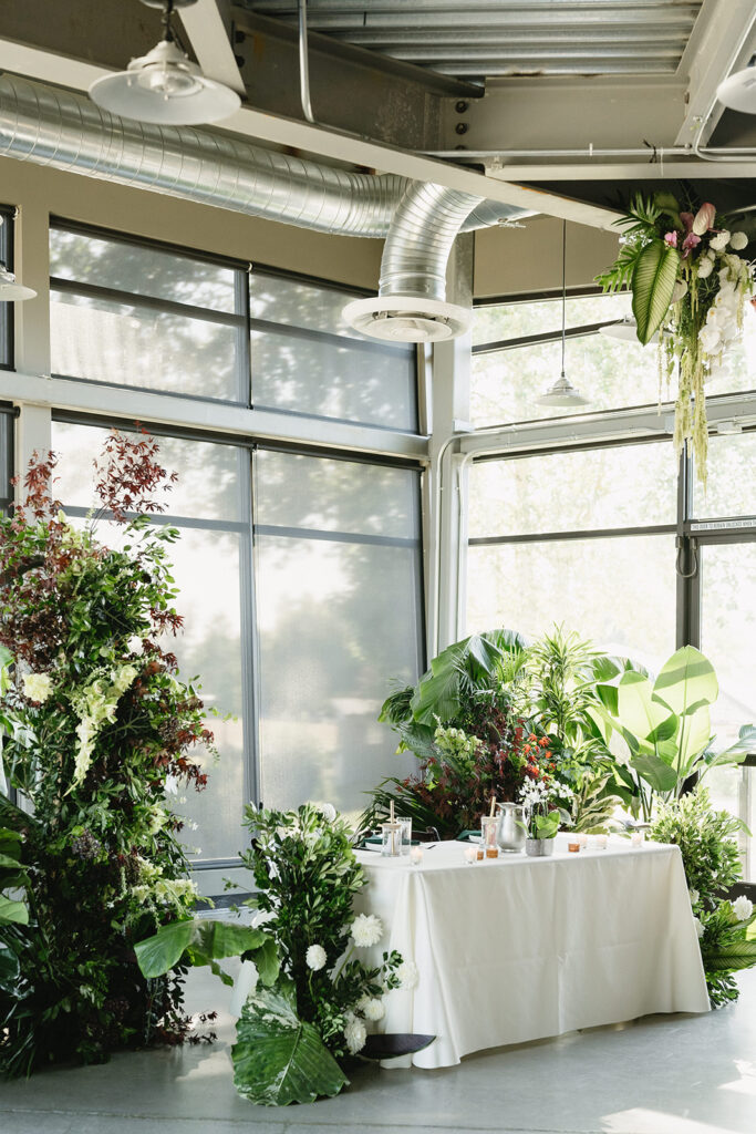 A beautifully coordinated Portland wedding by Jamie Ta Creative.
