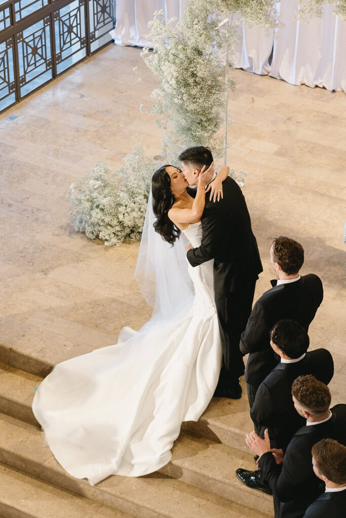 A stylish and high-end wedding in Houston, highlighting simple but elegant touches and stunning photos.
