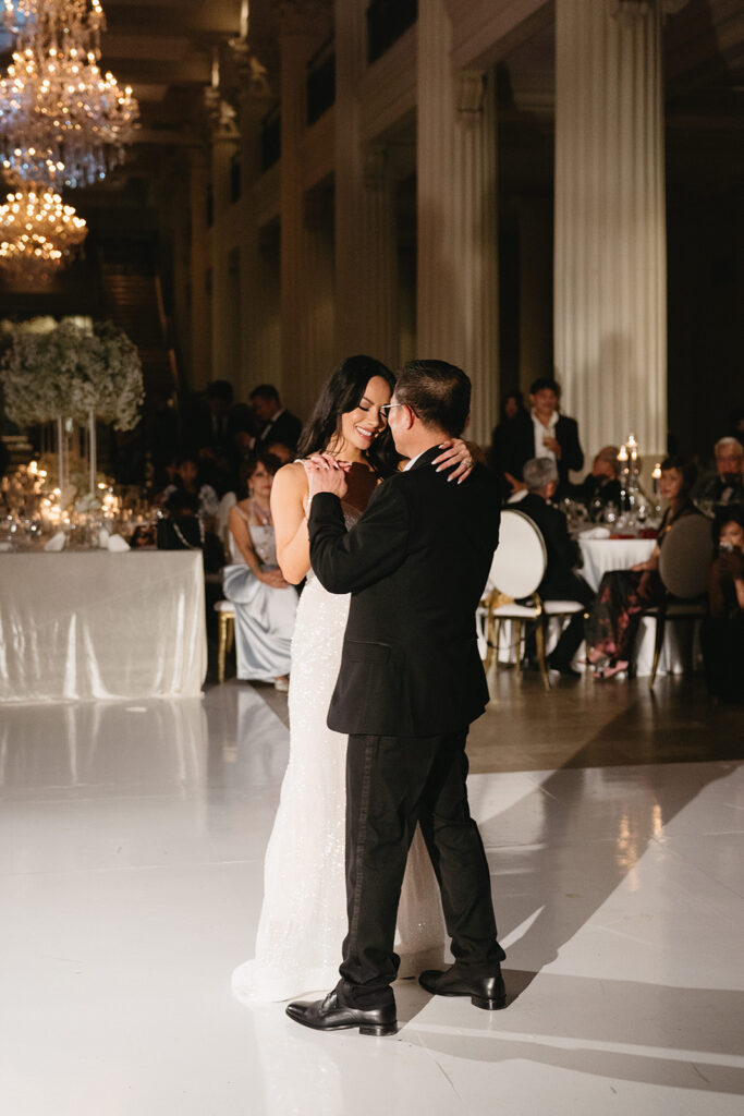 A luxurious and elegant wedding in Houston with timeless details and beautifully captured moments.
