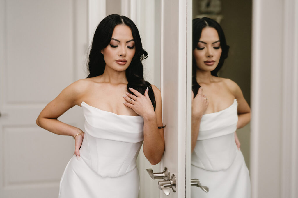 A luxurious and elegant wedding in Houston with timeless details and beautifully captured moments.
