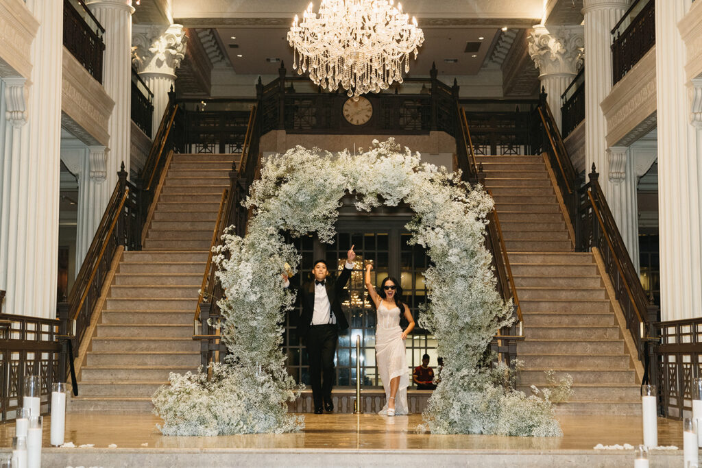 A sophisticated Houston wedding showcasing minimal yet stunning decor and classic wedding portraits.
