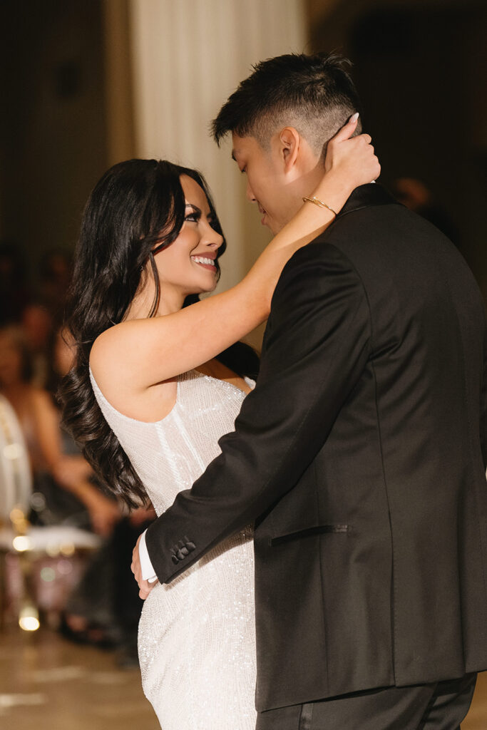 A luxurious and elegant wedding in Houston with timeless details and beautifully captured moments.
