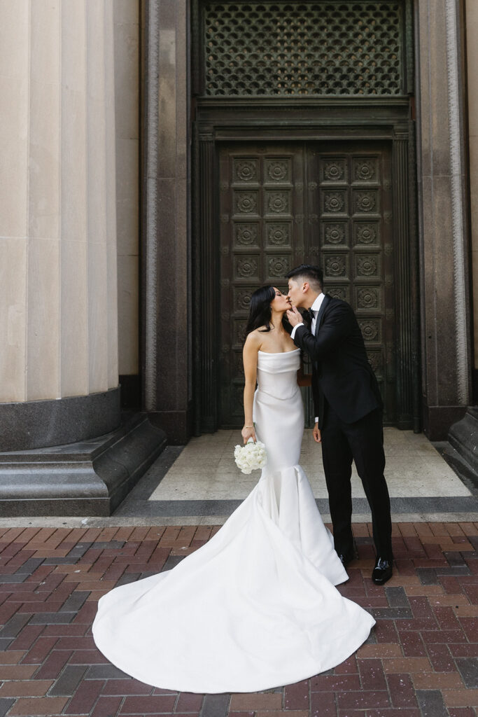 A beautifully designed Houston wedding with a luxury feel, featuring effortless details and timeless photography.
